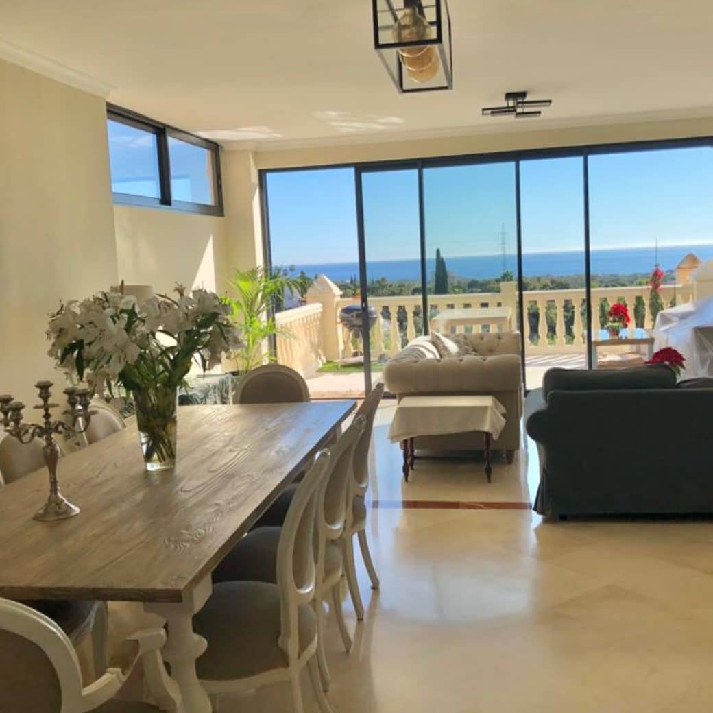 3 Zimmer Villa zu verkaufen in Marbella mit Pool Garage - 600.000 € (Ref: 10066079)