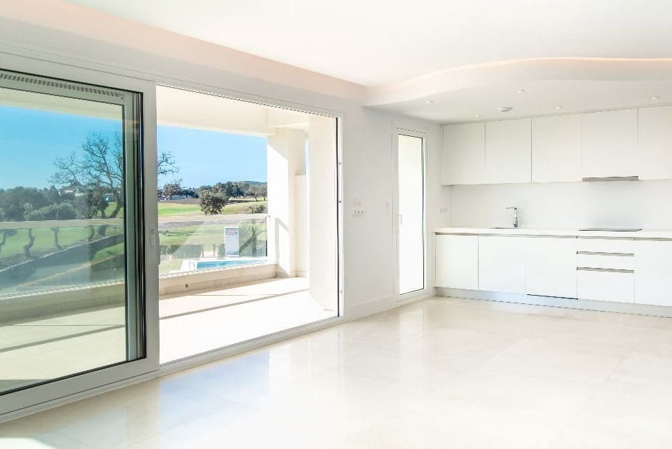 3 bedroom Apartment for sale in Marbella with pool garage - € 499,000 (Ref: 10066088)