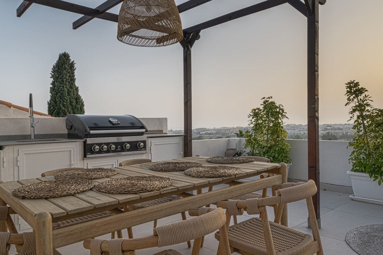 Apartamento de 4 habitaciones en Marbella en venta con piscina garaje - 699.000 € (Ref: 10066089)