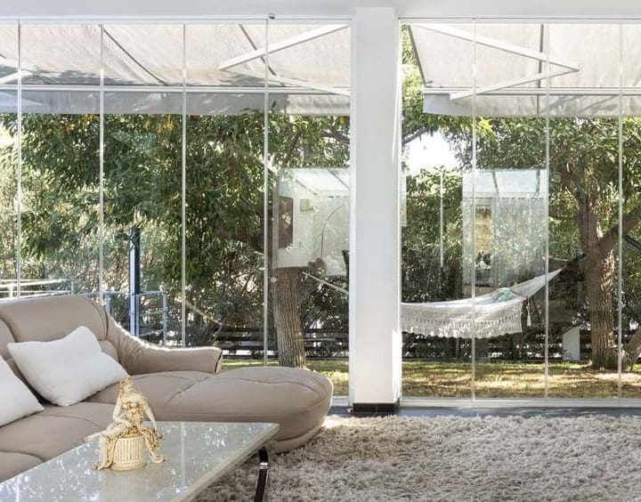4 bedroom Villa for sale in Marbella with pool garage - € 1,700,000 (Ref: 10066090)