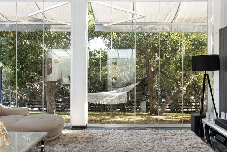 4 bedroom Villa for sale in Marbella with pool garage - € 1,700,000 (Ref: 10066090)