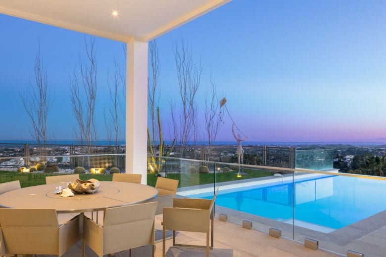 7 soveværelse Villa til salg i Marbella med swimmingpool garage - € 5.850.000 (Ref: 10066103)