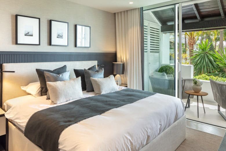 Apartamento de 3 habitaciones en Marbella en venta con piscina garaje - 3.500.000 € (Ref: 10066107)