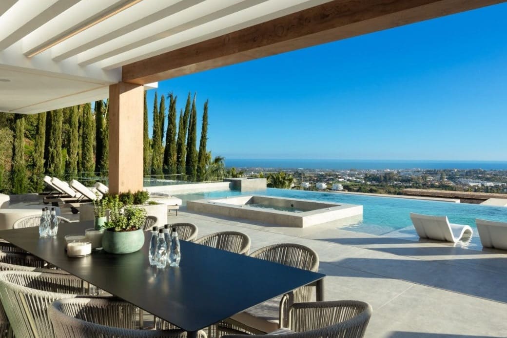 5 Zimmer Villa zu verkaufen in Marbella mit Pool Garage - 8.950.000 € (Ref: 10066120)
