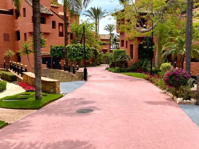 3 slaapkamer Appartement te koop in Guadalmansa met zwembad garage - € 1.550.000 (Ref: 10066137)
