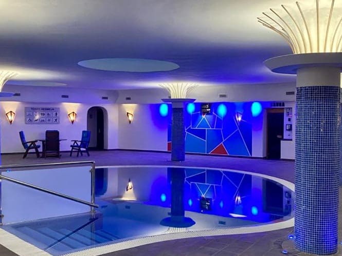 3 slaapkamer Appartement te koop in Guadalmansa met zwembad garage - € 1.550.000 (Ref: 10066137)