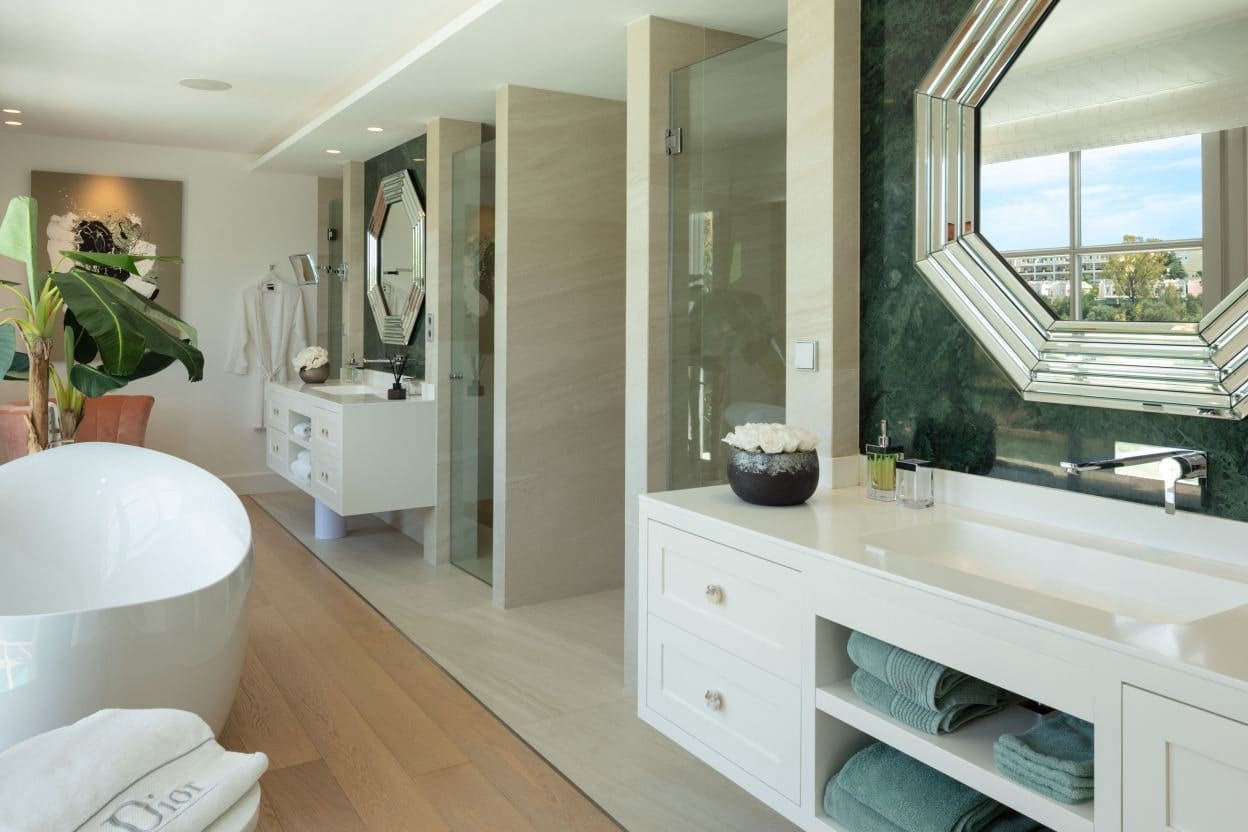 Chalet de 6 habitaciones en Marbella en venta con piscina garaje - 9.680.000 € (Ref: 10066151)