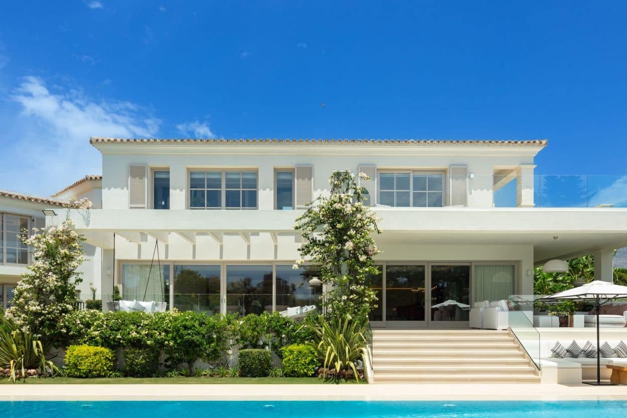 Chalet de 6 habitaciones en Marbella en venta con piscina garaje - 9.680.000 € (Ref: 10066151)