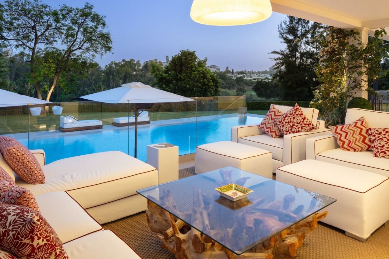 Chalet de 6 habitaciones en Marbella en venta con piscina garaje - 9.680.000 € (Ref: 10066151)