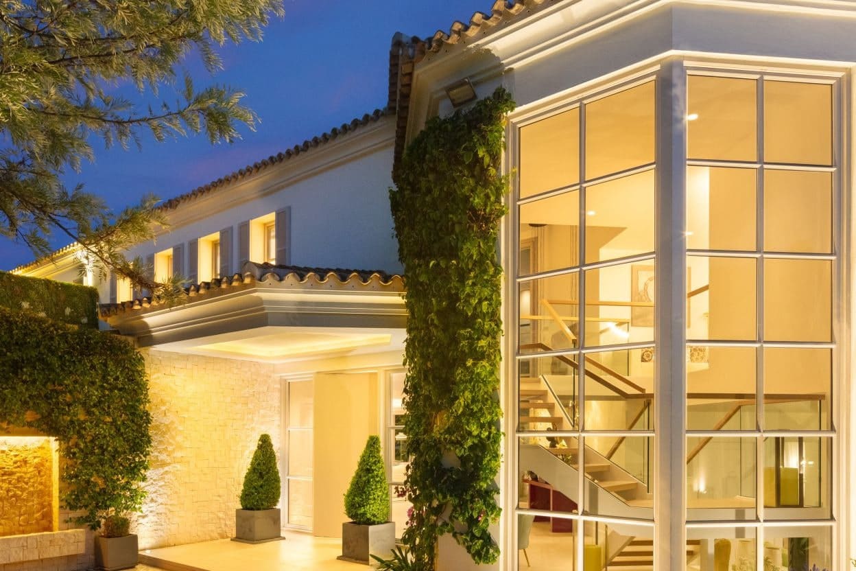 Chalet de 6 habitaciones en Marbella en venta con piscina garaje - 9.680.000 € (Ref: 10066151)