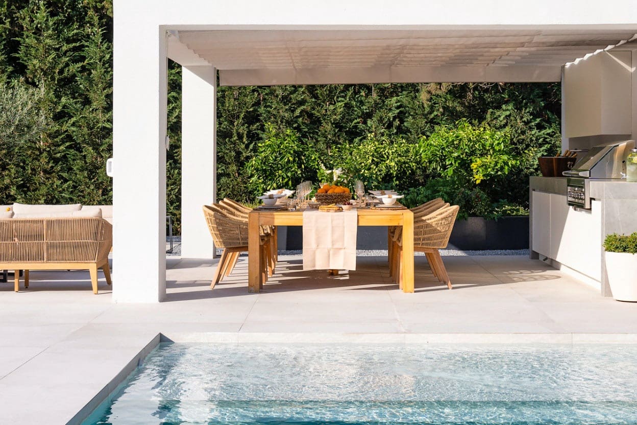 Chalet de 6 habitaciones en Marbella en venta con piscina - 3.995.000 € (Ref: 10066156)