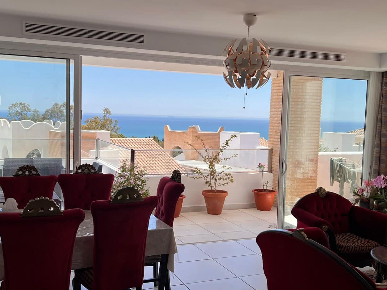 4 Zimmer Villa zu verkaufen in Benalmadena Costa mit Pool - 985.000 € (Ref: 10066167)