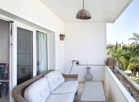 3 soveværelse Lejlighed til salg i Nueva Andalucia med swimmingpool garage - € 380.000 (Ref: 10066175)