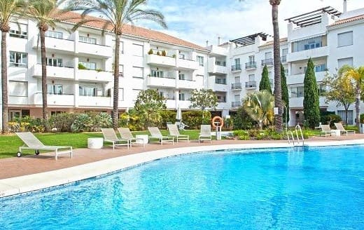 3 soveværelse Lejlighed til salg i Nueva Andalucia med swimmingpool garage - € 380.000 (Ref: 10066175)