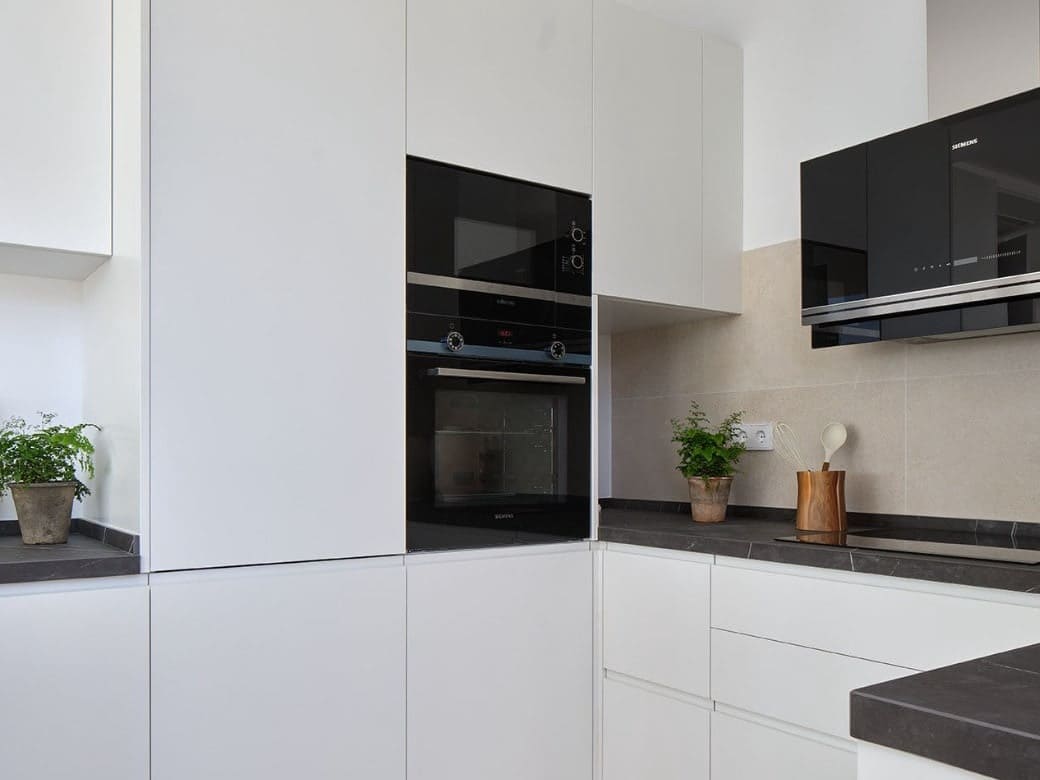 3 slaapkamer Villa te koop in Marbella met zwembad garage - € 1.690.000 (Ref: 10066197)