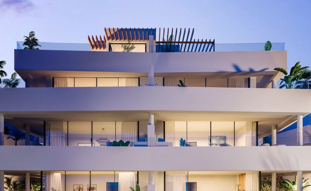 Apartamento de 3 habitaciones en Marbella en venta con piscina garaje - 620.900 € (Ref: 10066212)