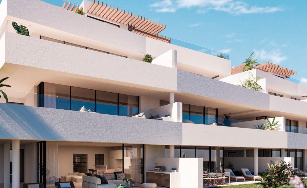Apartamento de 3 habitaciones en Marbella en venta con piscina garaje - 620.900 € (Ref: 10066212)