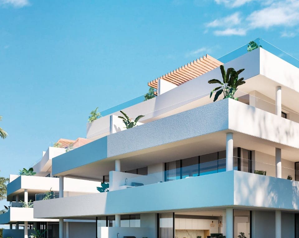 Apartamento de 3 habitaciones en Marbella en venta con piscina garaje - 620.900 € (Ref: 10066212)