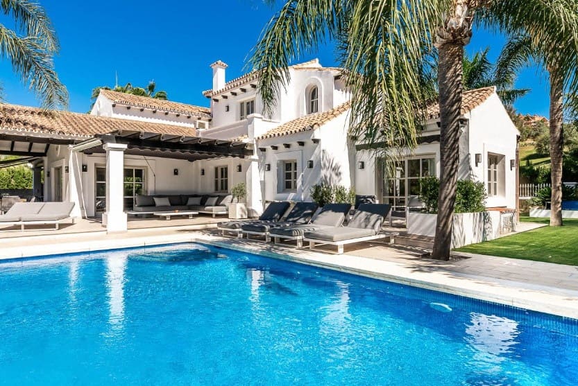 6 soverom Villa til salgs i Marbella med svømmebasseng garasje - € 3 700 000 (Ref: 10066253)
