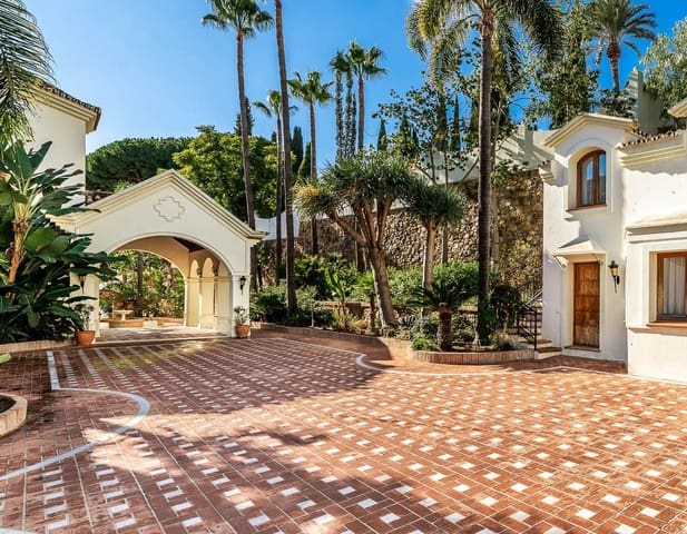 16 soveværelse Villa til salg i Marbella med swimmingpool garage - € 9.494.000 (Ref: 10066282)