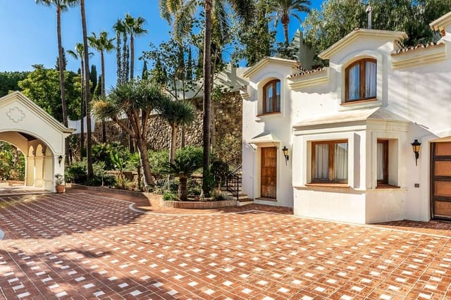 16 soveværelse Villa til salg i Marbella med swimmingpool garage - € 9.494.000 (Ref: 10066282)