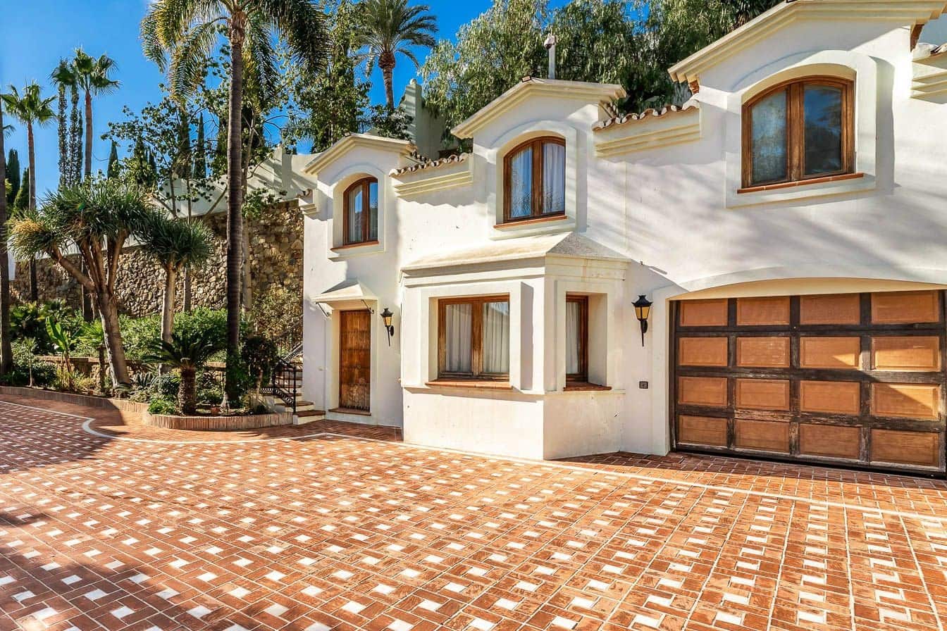 16 soveværelse Villa til salg i Marbella med swimmingpool garage - € 9.494.000 (Ref: 10066282)