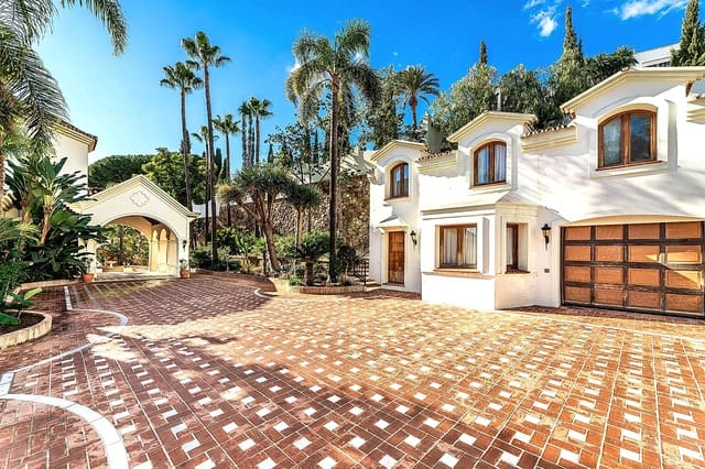 16 soveværelse Villa til salg i Marbella med swimmingpool garage - € 9.494.000 (Ref: 10066282)