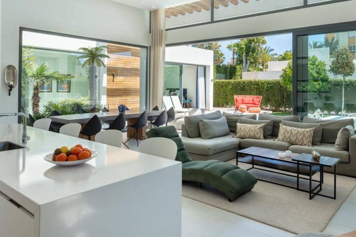4 bedroom Villa for sale in Marbella with pool garage - € 1,495,000 (Ref: 10066290)