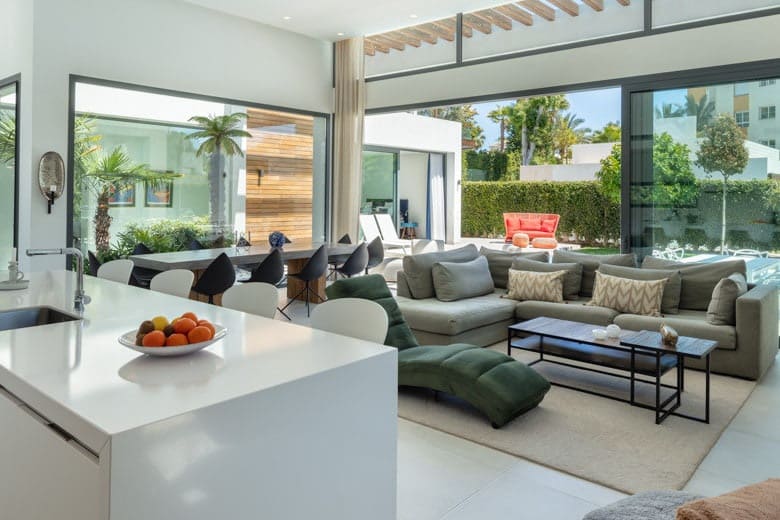 4 Zimmer Villa zu verkaufen in Marbella mit Pool Garage - 1.495.000 € (Ref: 10066290)