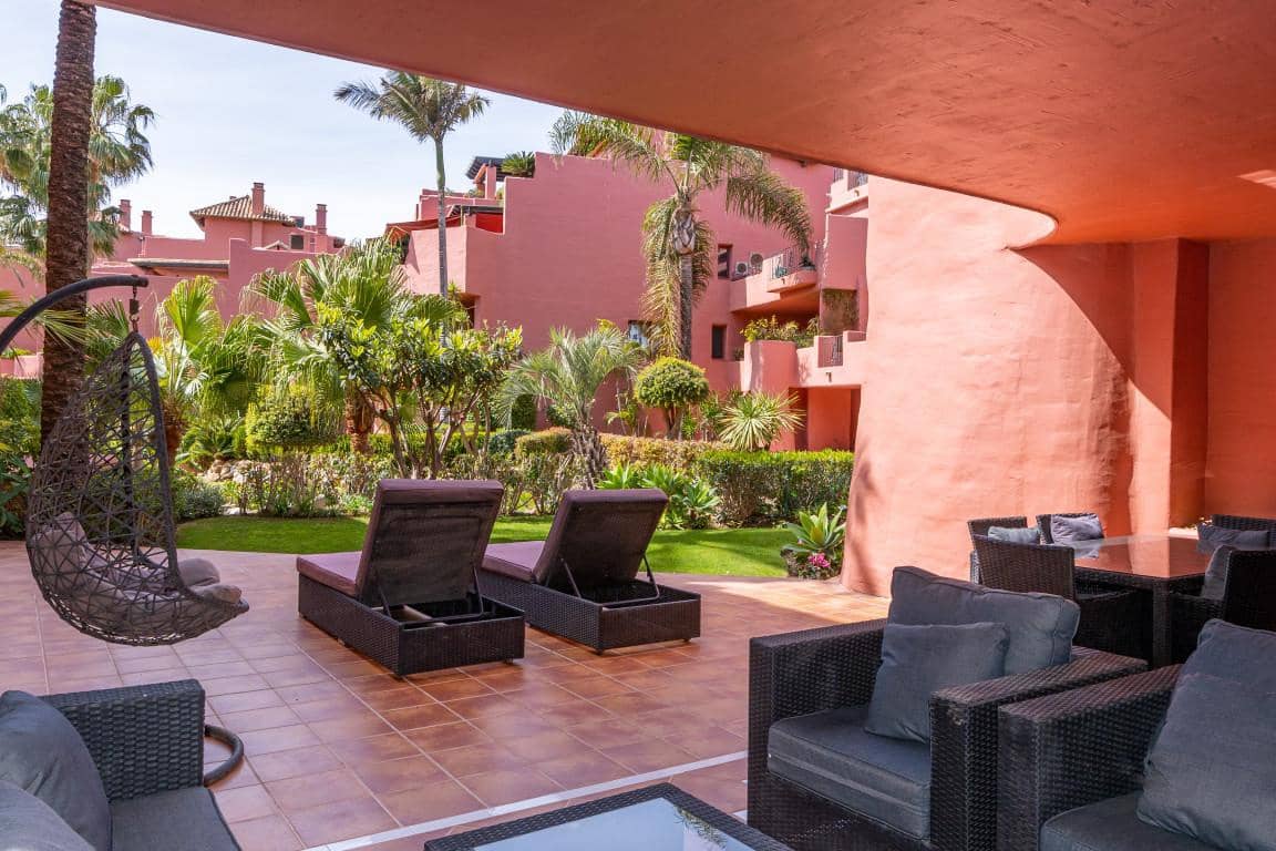 2 soveværelse Lejlighed til salg i Marbella med swimmingpool garage - € 750.000 (Ref: 10066302)