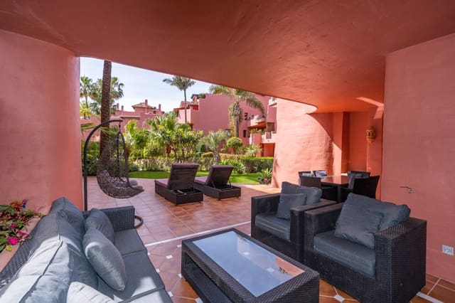 2 soveværelse Lejlighed til salg i Marbella med swimmingpool garage - € 750.000 (Ref: 10066302)