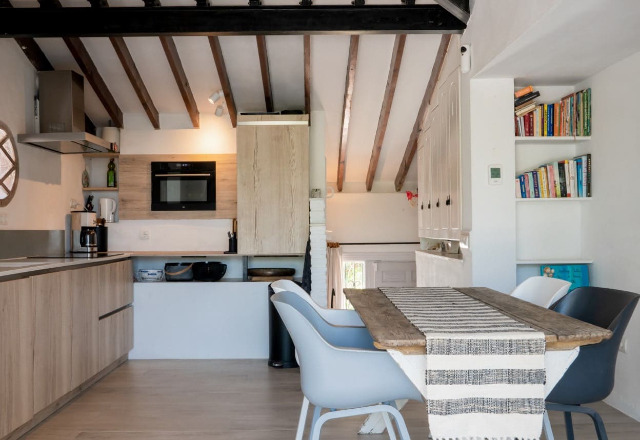 2 bedroom Villa for sale in Marbella with pool garage - € 649,000 (Ref: 10066305)