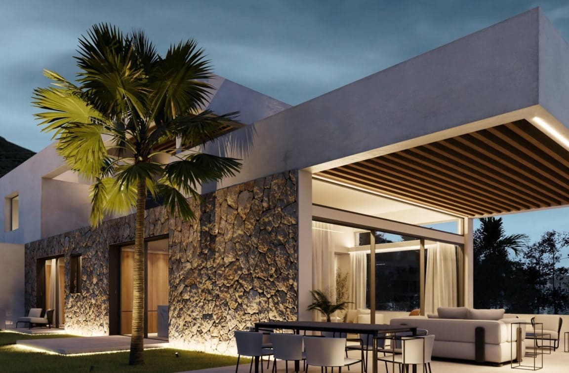 5 bedroom Villa for sale in Marbella with pool garage - € 1,850,000 (Ref: 10066306)