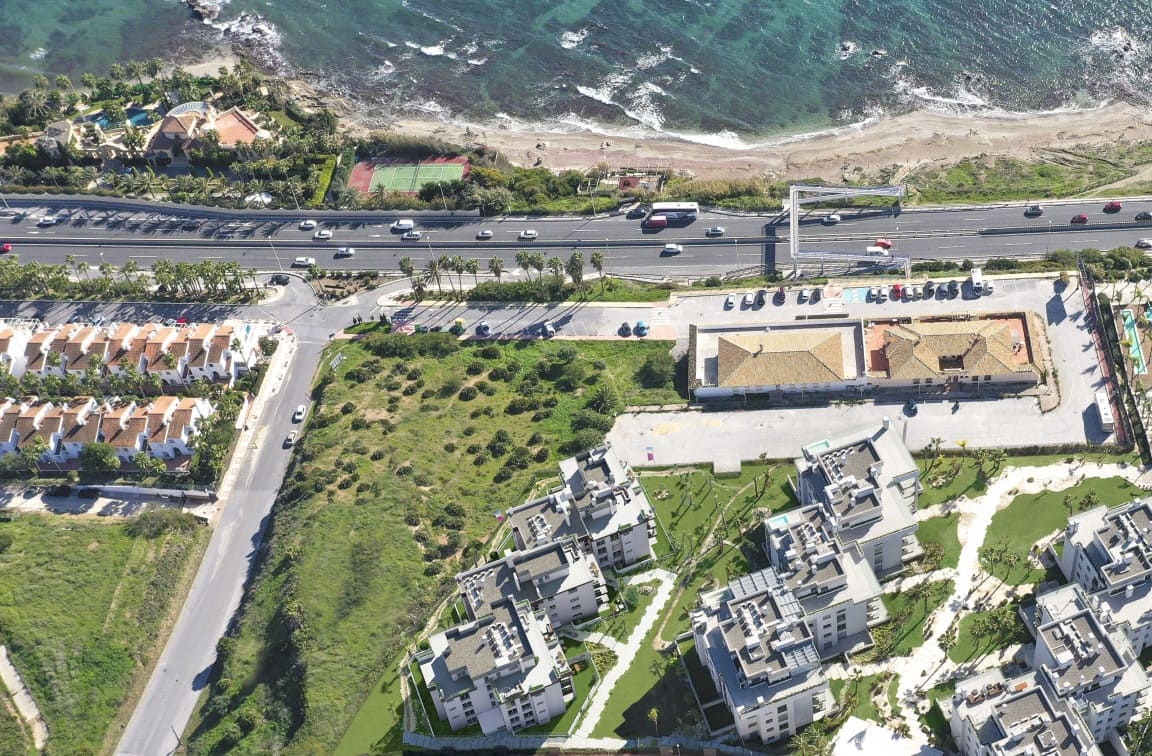 2 bedroom Apartment for sale in Marbella with pool garage - € 355,000 (Ref: 10066332)