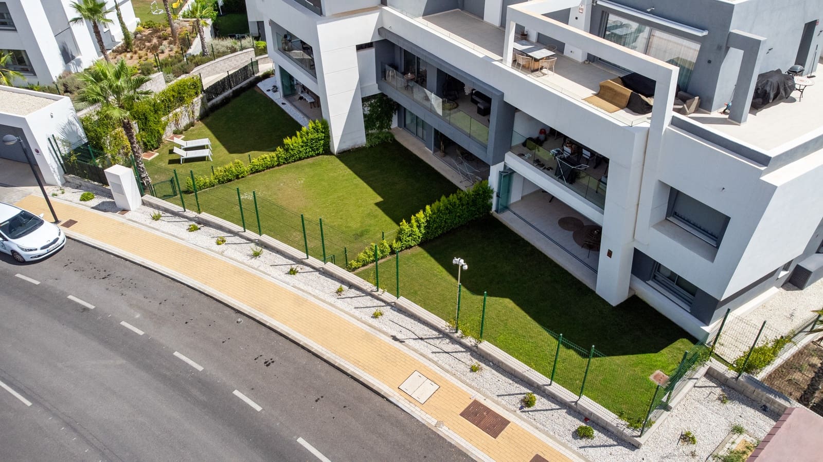 3 soverom Leilighet til salgs i Estepona med svømmebasseng garasje - € 599 000 (Ref: 10066335)
