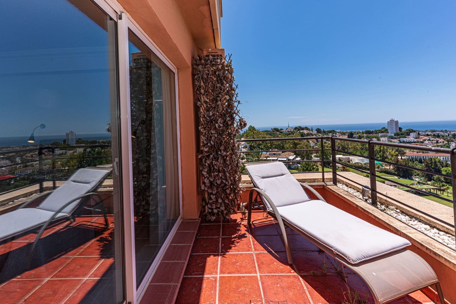 3 soveværelse Lejlighed til salg i Marbella med swimmingpool garage - € 835.000 (Ref: 10066337)