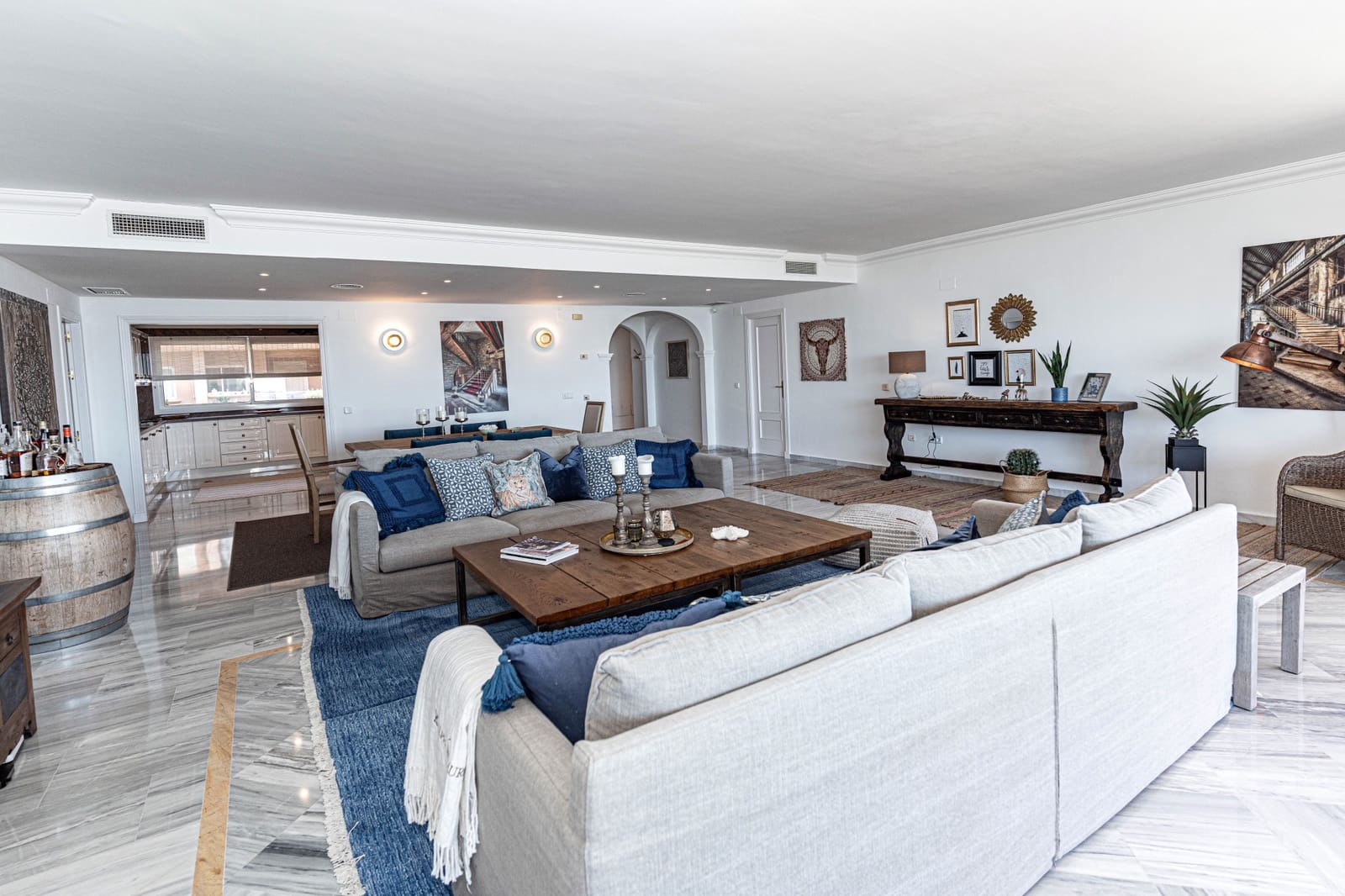 3 soveværelse Lejlighed til salg i Marbella med swimmingpool garage - € 835.000 (Ref: 10066337)