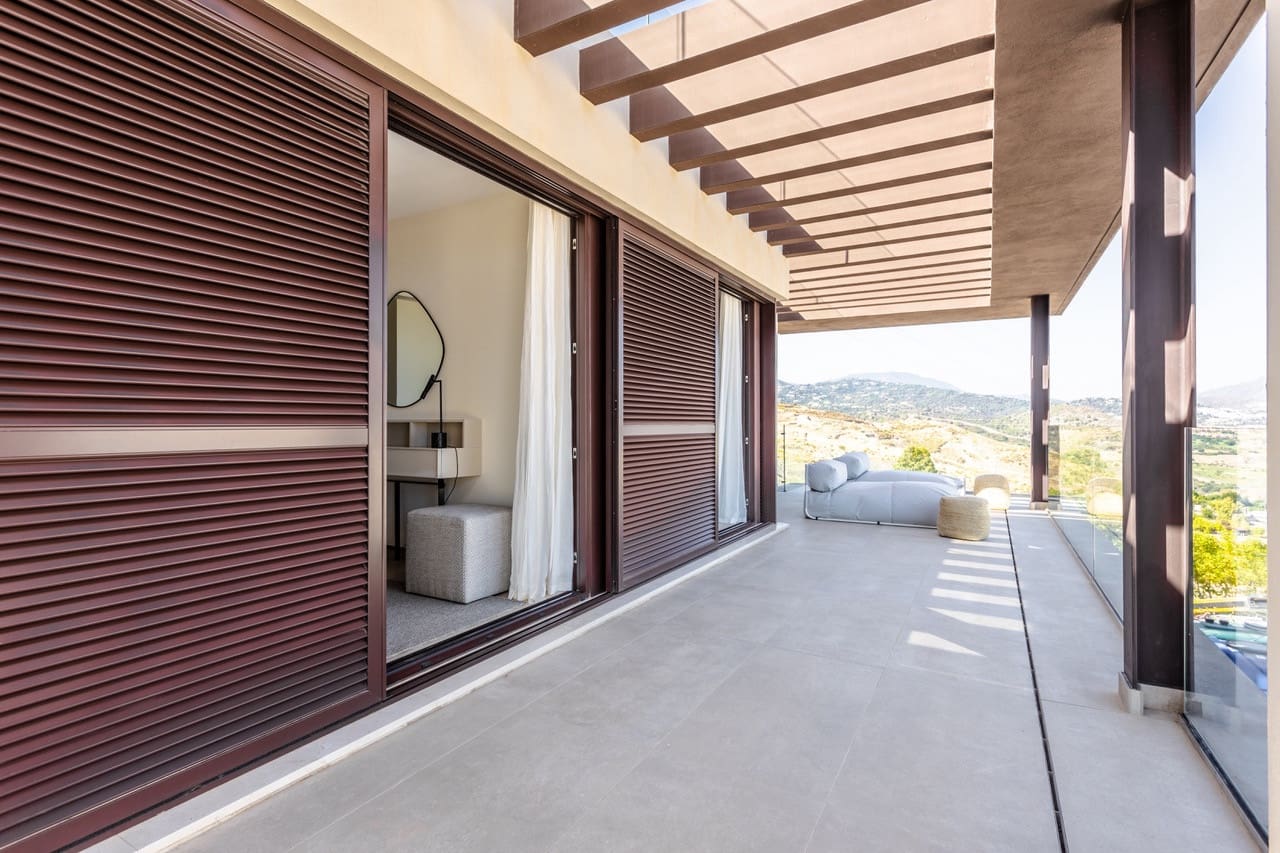 4 quarto Moradia para venda em Marbella com piscina garagem - 1 999 000 € (Ref: 10066338)
