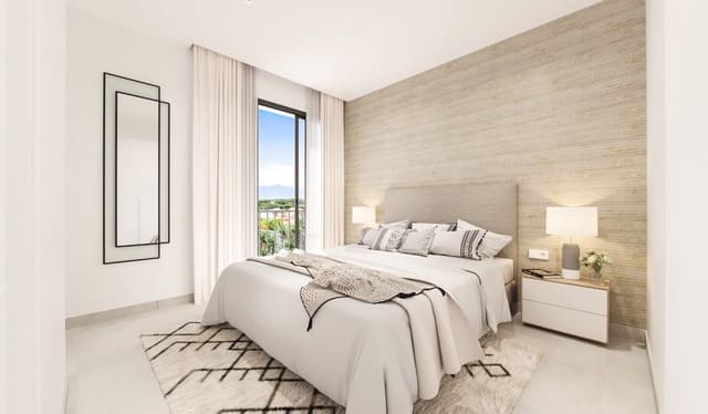 Chalet de 4 habitaciones en Marbella en venta con piscina garaje - 985.000 € (Ref: 10066341)
