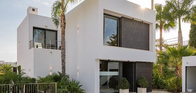 Chalet de 5 habitaciones en Marbella en venta con piscina garaje - 3.250.000 € (Ref: 10066342)