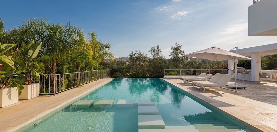 Chalet de 5 habitaciones en Marbella en venta con piscina garaje - 3.250.000 € (Ref: 10066342)