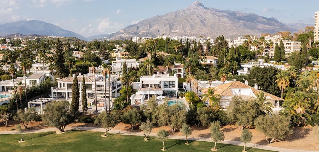 Chalet de 5 habitaciones en Marbella en venta con piscina garaje - 3.250.000 € (Ref: 10066342)