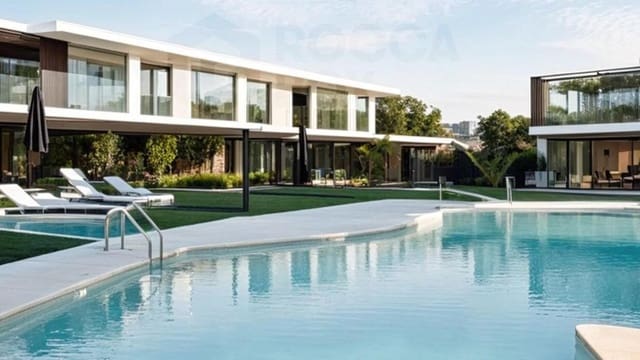 4 chambre Villa/Maison à vendre à Sotogrande, San Roque avec piscine garage - 471 000 € (Ref: 10066343)