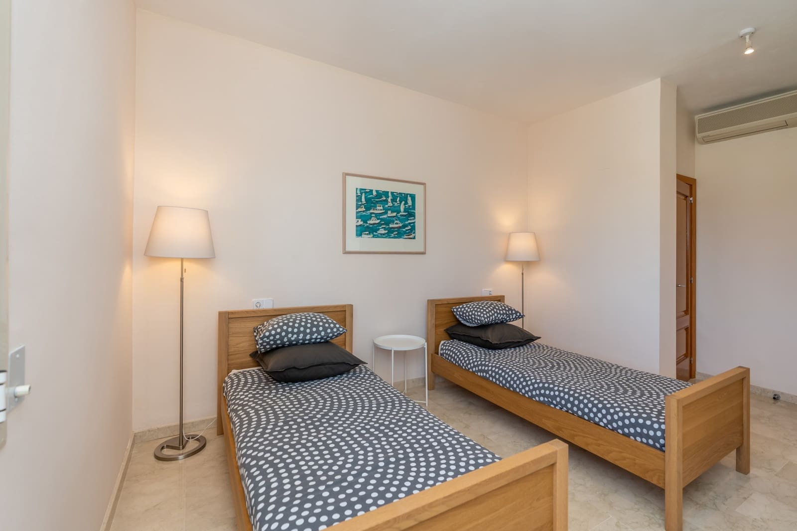 4 camera da letto Villa in vendita in Marbella con piscina garage - 1.295.000 € (Rif: 10066344)