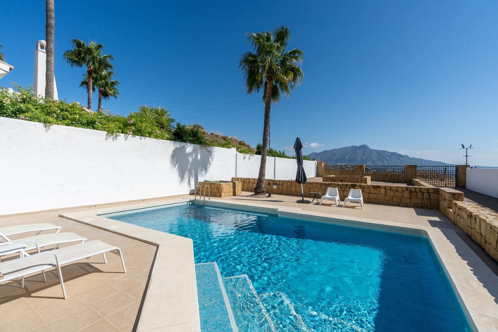 4 camera da letto Villa in vendita in Marbella con piscina garage - 1.295.000 € (Rif: 10066344)