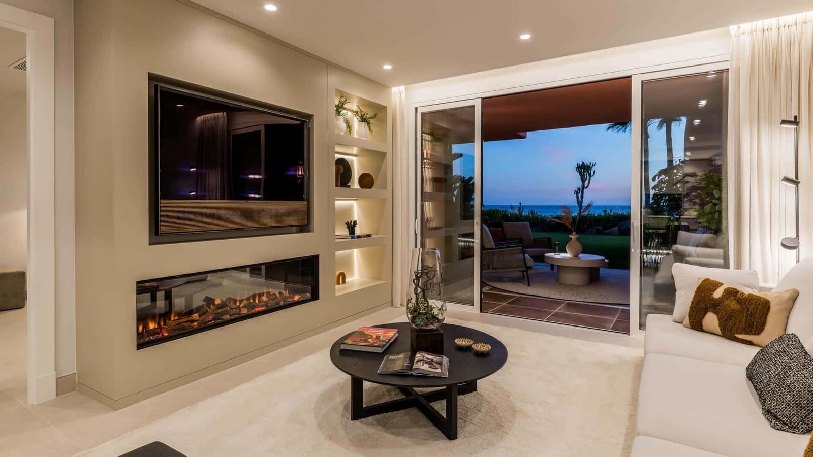 3 Zimmer Apartment zu verkaufen in Estepona mit Pool Garage - 1.765.000 € (Ref: 10066345)