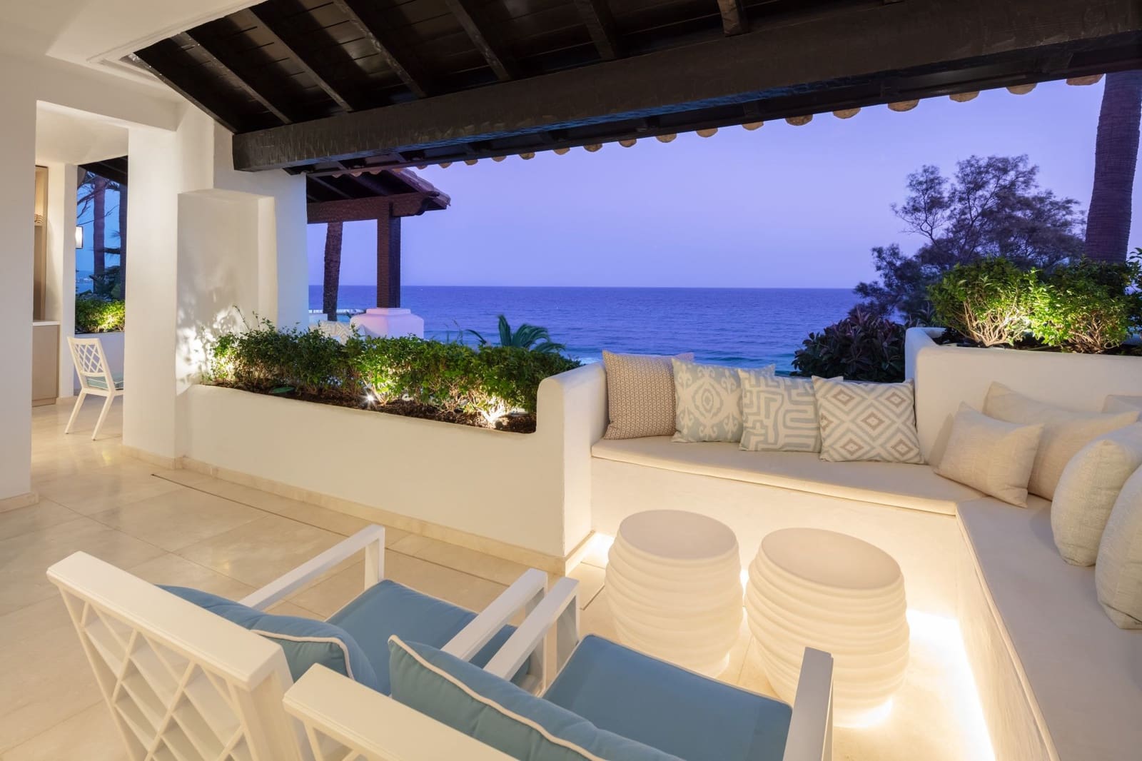 Chalet de 3 habitaciones en Marbella en venta con piscina garaje - 11.900.000 € (Ref: 10066347)