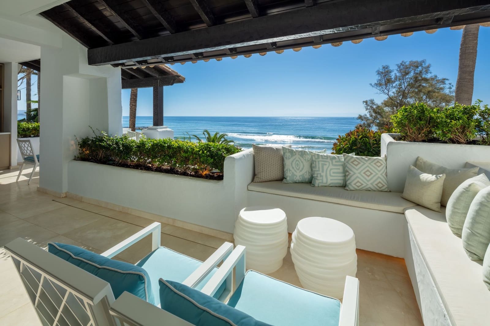 Chalet de 3 habitaciones en Marbella en venta con piscina garaje - 11.900.000 € (Ref: 10066347)