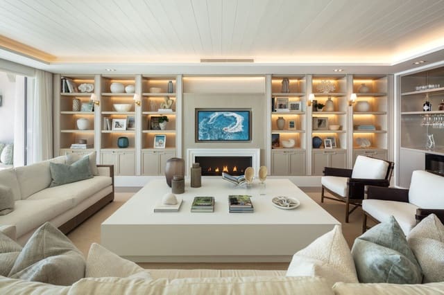 Chalet de 3 habitaciones en Marbella en venta con piscina garaje - 11.900.000 € (Ref: 10066347)