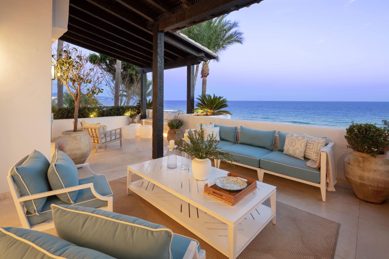 Chalet de 3 habitaciones en Marbella en venta con piscina garaje - 11.900.000 € (Ref: 10066347)
